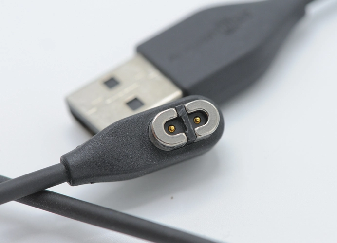 Magnetic pogo pin charging cable