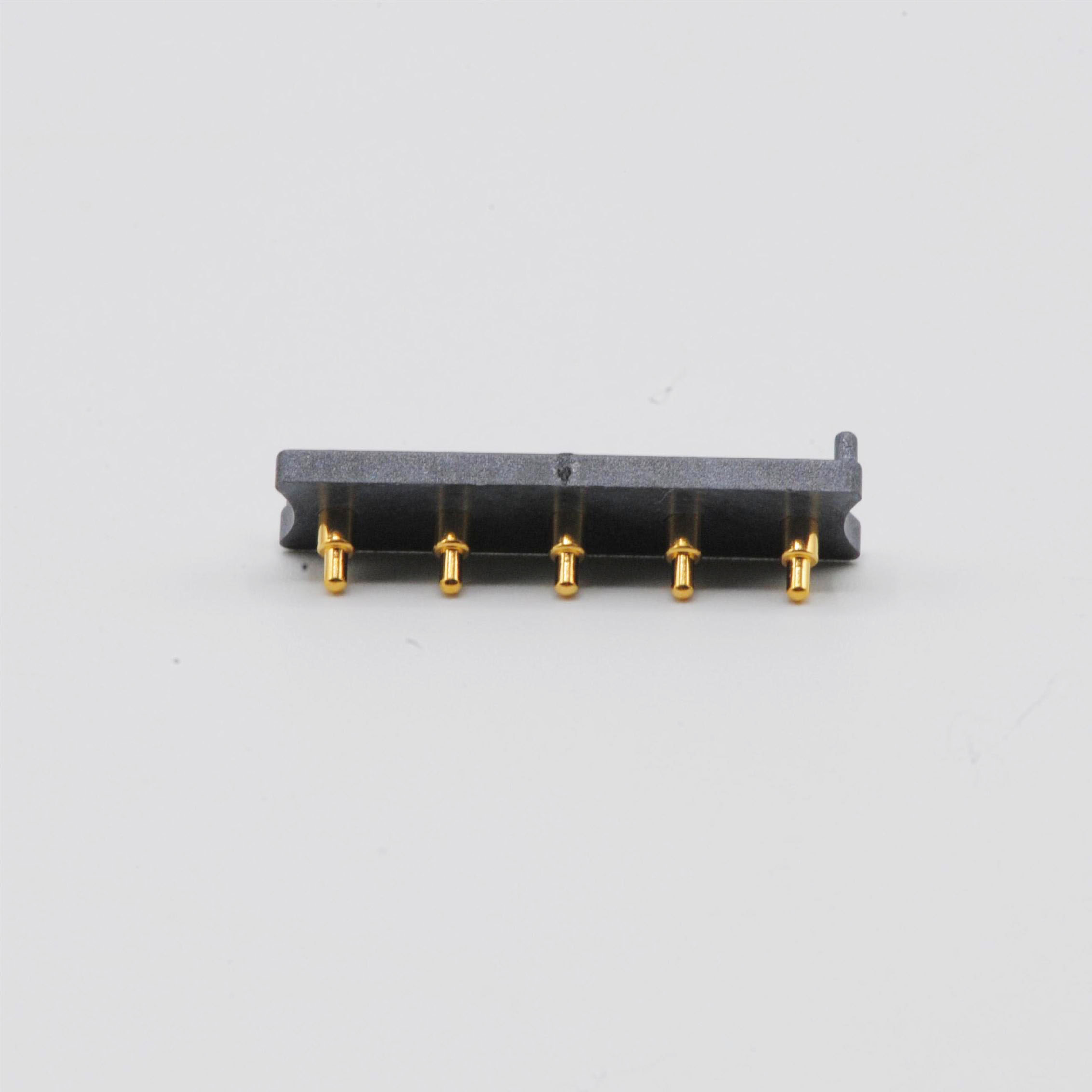 spring loaded connector