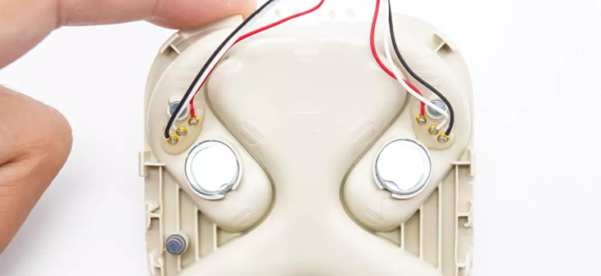 Exploring the Efficiency of Pogo Pin Magnetic Chargers in Open-Ear Bluetooth Headphones